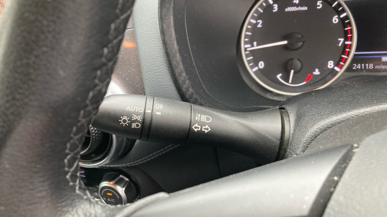 Nissan Juke 1.0 DiG-T 114 N-Connecta 5dr Petrol Hatchback